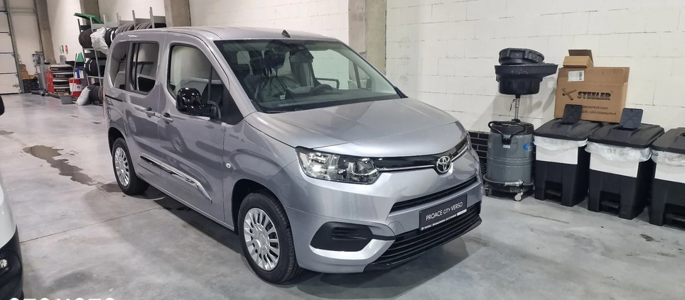 Toyota Proace City Verso cena 130900 przebieg: 5, rok produkcji 2024 z Sieraków małe 29